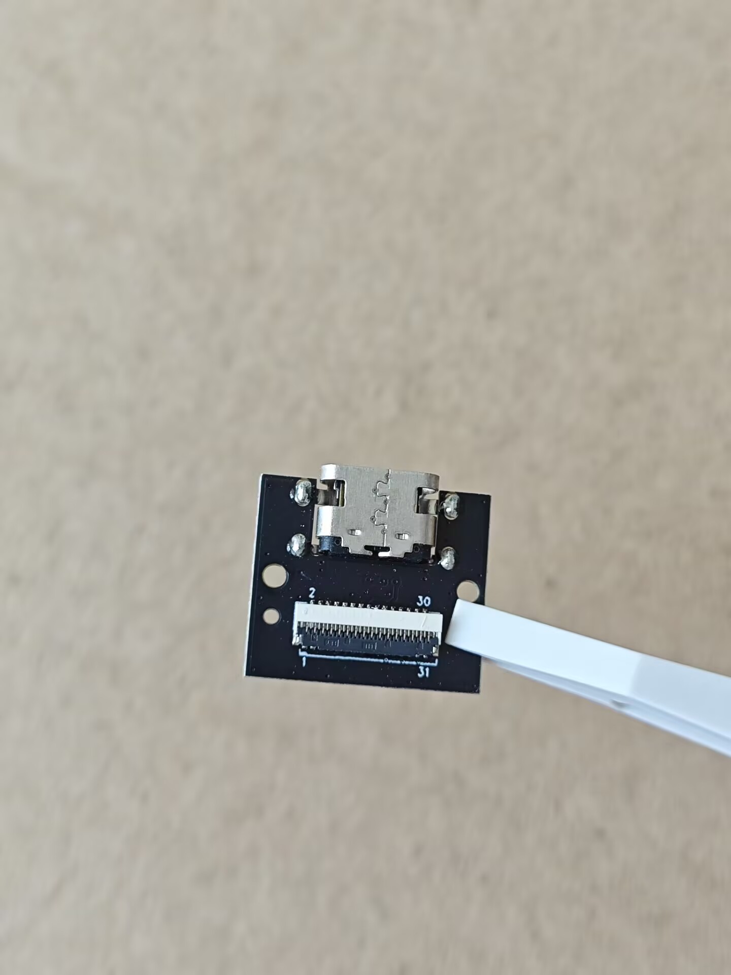 Płytka USB typu C, złącze łado – Chuwi Tablet Accessories recenzja i cena